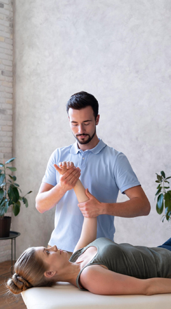 Physio for elbow pain